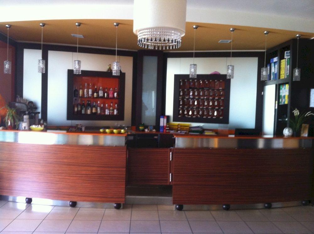 Hotel Orly Чезенатико Екстериор снимка
