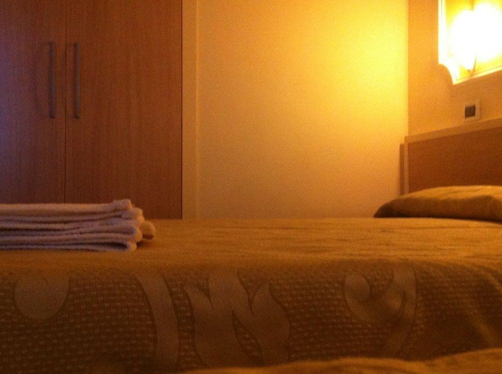 Hotel Orly Чезенатико Екстериор снимка
